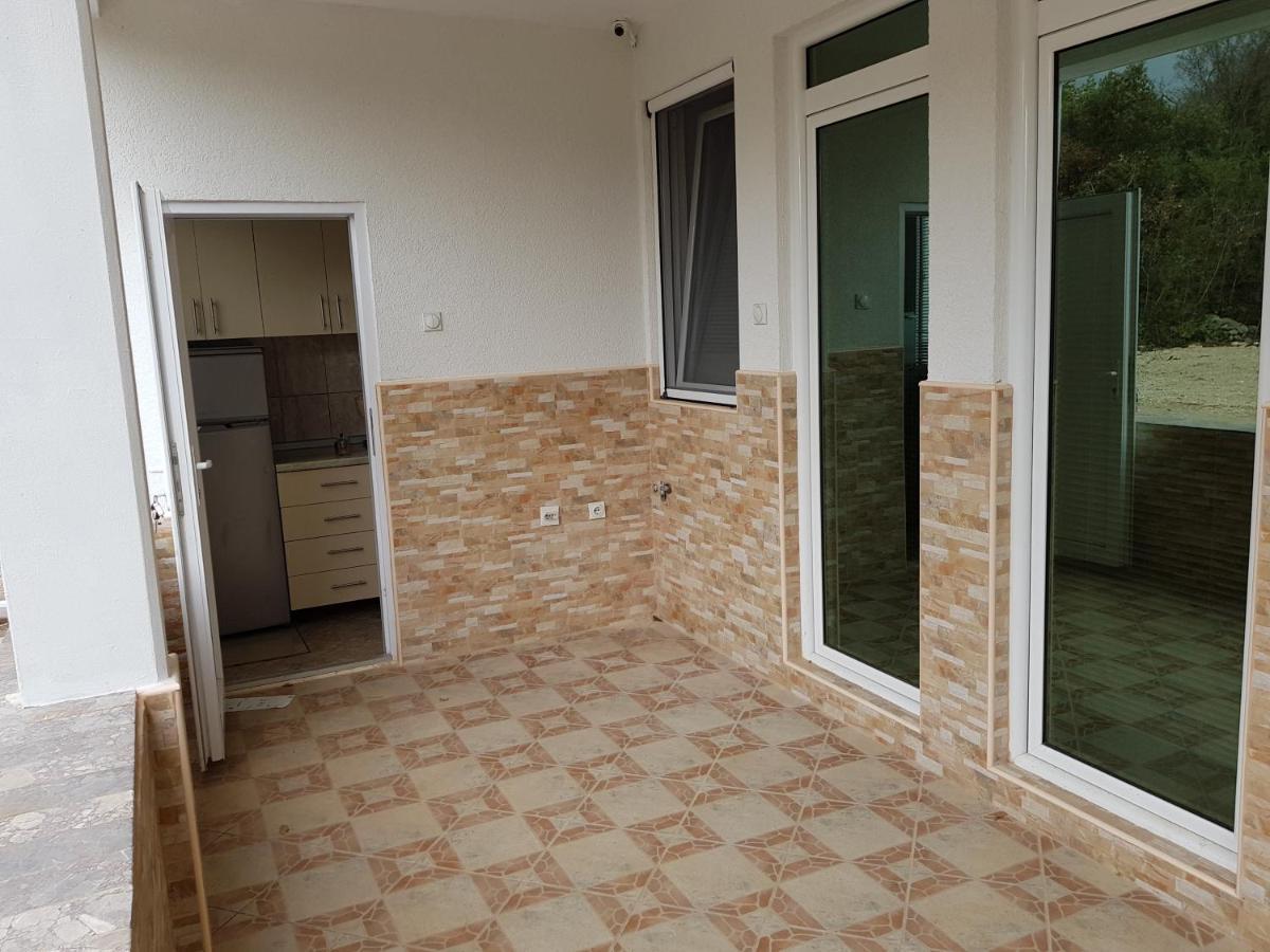 Apartmani Vila Ebra Utjeha Exterior foto