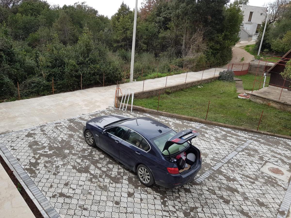 Apartmani Vila Ebra Utjeha Exterior foto