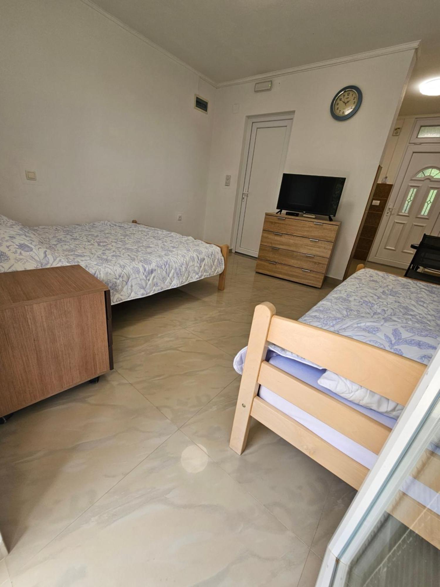 Apartmani Vila Ebra Utjeha Exterior foto