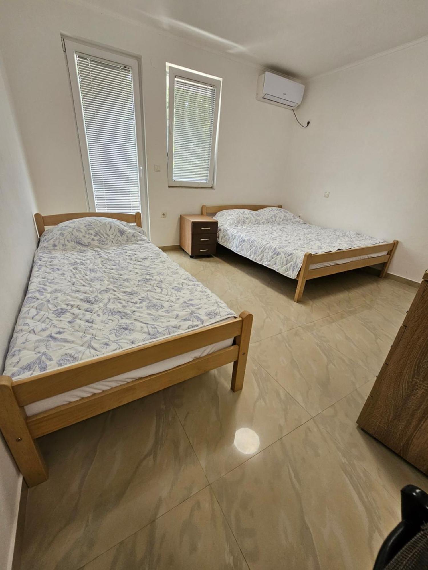 Apartmani Vila Ebra Utjeha Exterior foto
