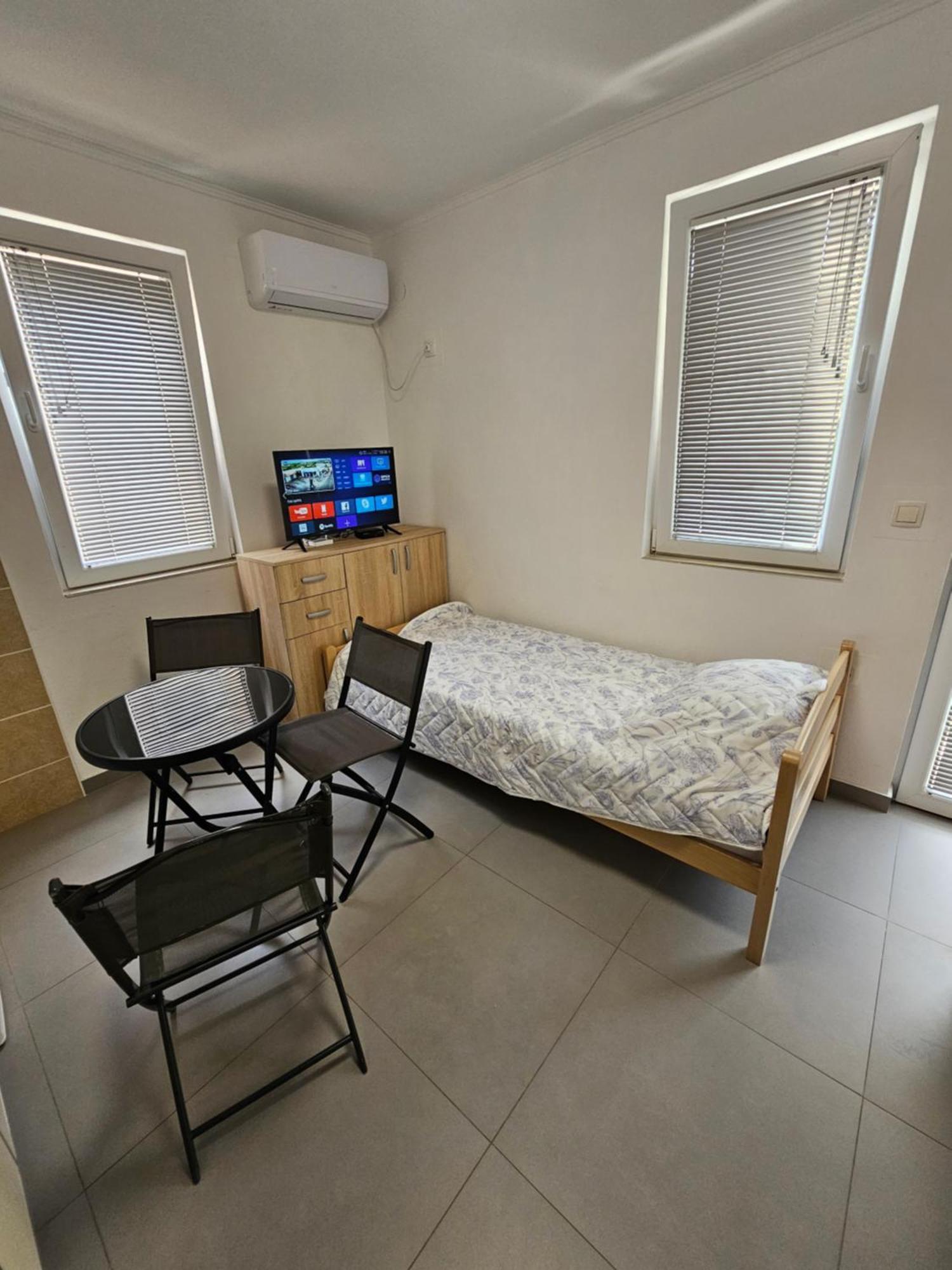 Apartmani Vila Ebra Utjeha Exterior foto
